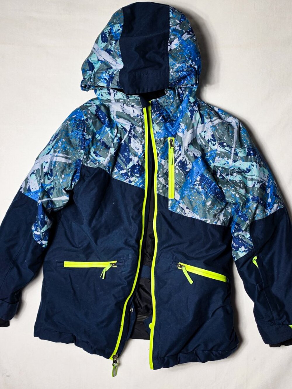 Swiss Tech Boys Hooded waterproof ski jacket blue geo pattern winter coat Medium